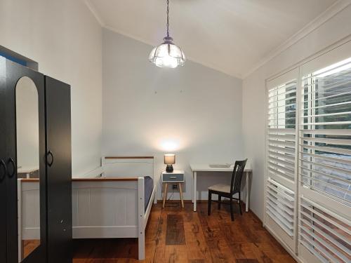 Cozy Room with Garden View BH6 — hotel in Baulkham Hills
