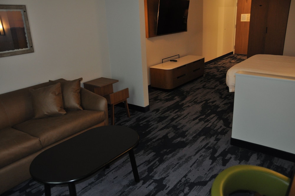 Fairfield Inn & Suites by Marriott Nashville Airport - photo 6