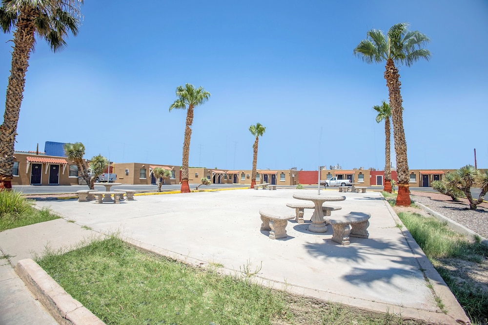 Sands Motel By OYO El Paso near Airport - photo 50