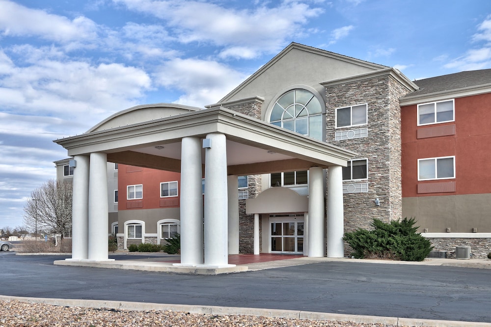 Holiday Express & Suites Portales by IHG — hotel in Portales