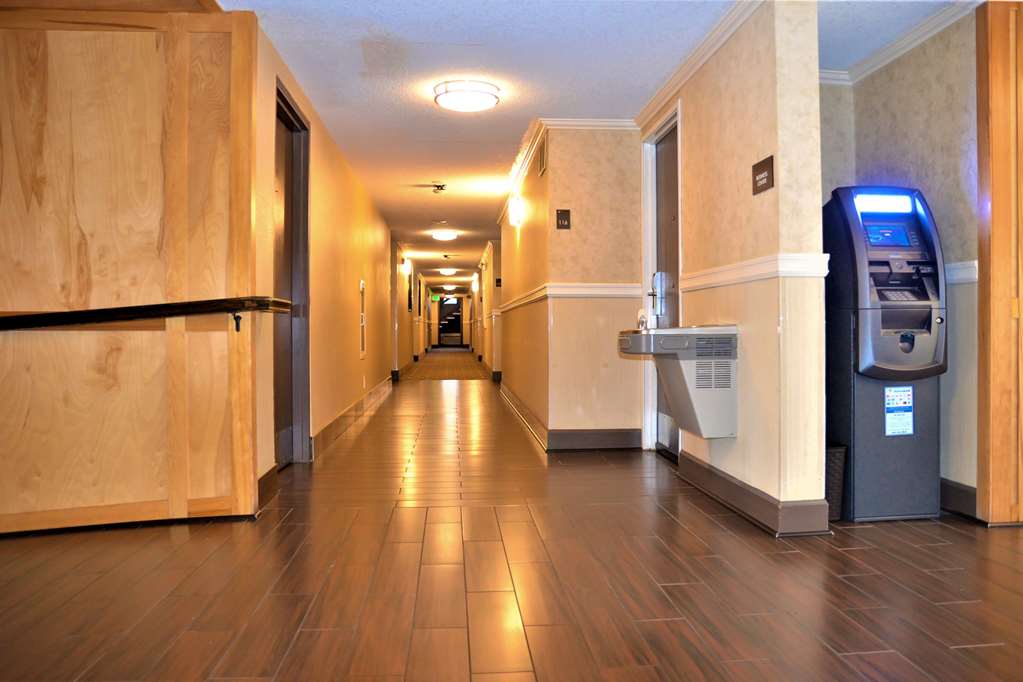 Comfort Inn & Suites Vancouver Downtown City Center - photo 8