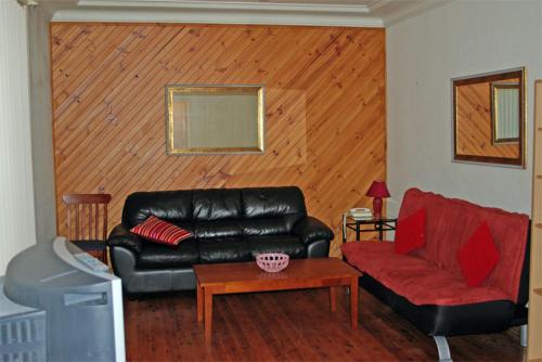 Kogarah 3 bedroom house — 4-Star Luxury Hotel in Sydney, Australia