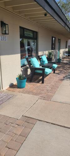 Red Rock Motel and Dam Motel - photo 44