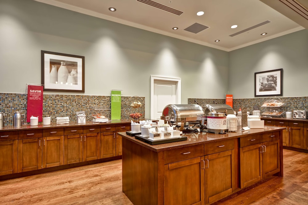 Hampton Inn & Suites Charleston Airport - photo 41