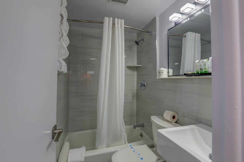 Le Voyageur Motel - photo 39