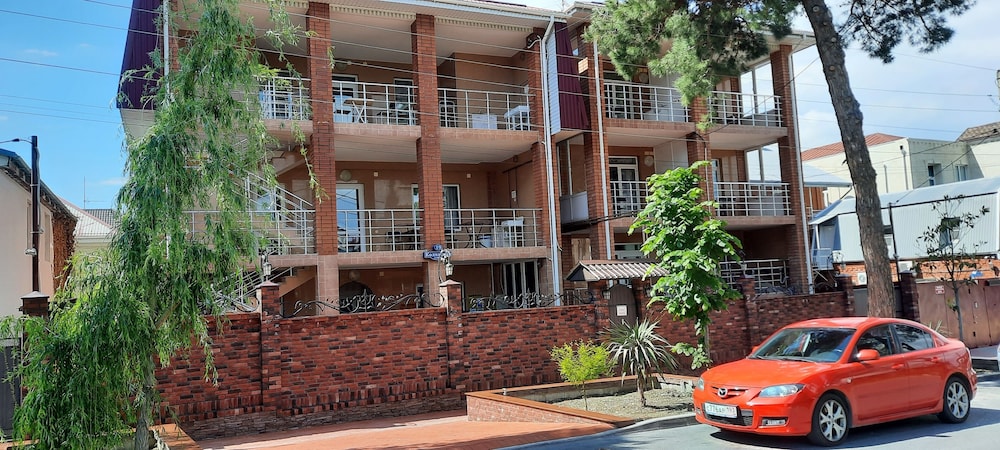 Otdykh u Alexandra in Gelendzhik, Russia