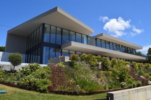 Villa Paladina — 4-Star Luxury Hotel in Foz Do Arelho, Portugal