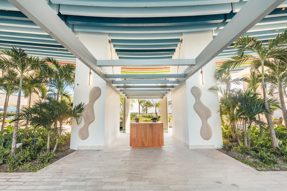 Apartment in Exclusive Tower at Cap Cana DD — Punta Cana — photo 2