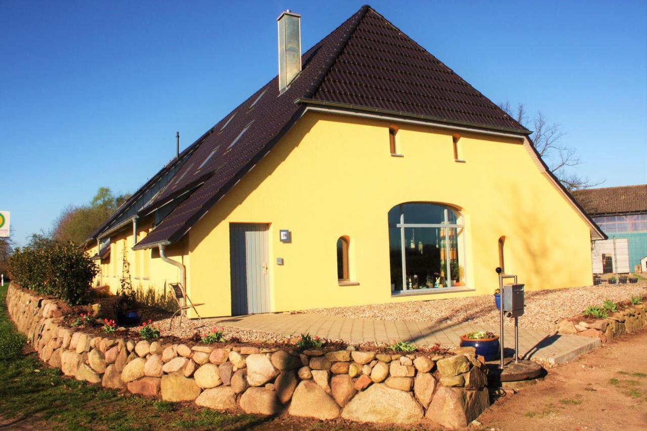 Ferienwohnung am Reuterteich — 4-Star Luxury Hotel in Seedorf, Germany