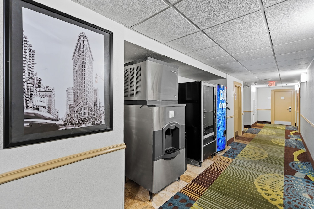 Mitchell Executive Hotels Fort Lee - photo 12