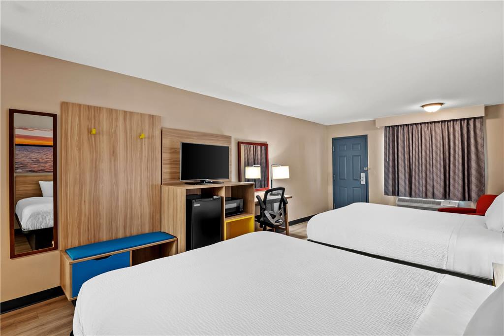 Days Inn by Wyndham Whitmore Lake Ann Arbor Brighton - photo 18