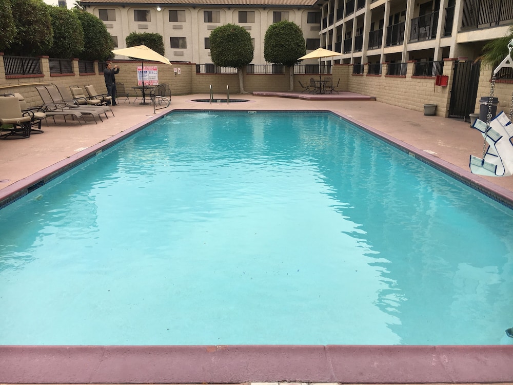 Motel6 Artesia CA - photo 41
