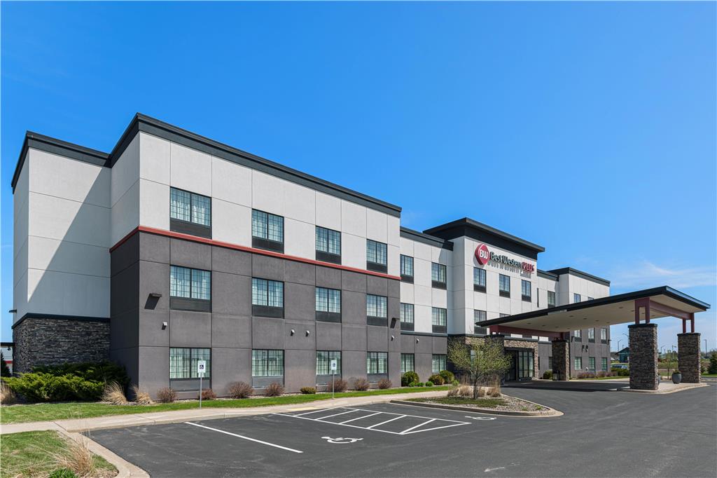 Best Western Plus New Richmond Inn & Suites - photo 46