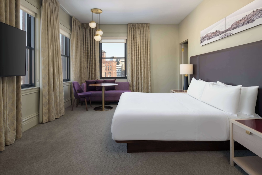 Hotel Savoy Kansas City Tapestry Collection by Hilton - photo 28