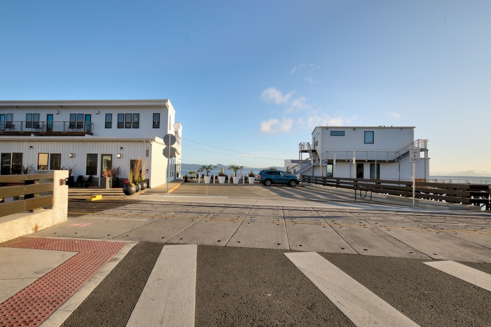 Bowline Hotel - photo 144