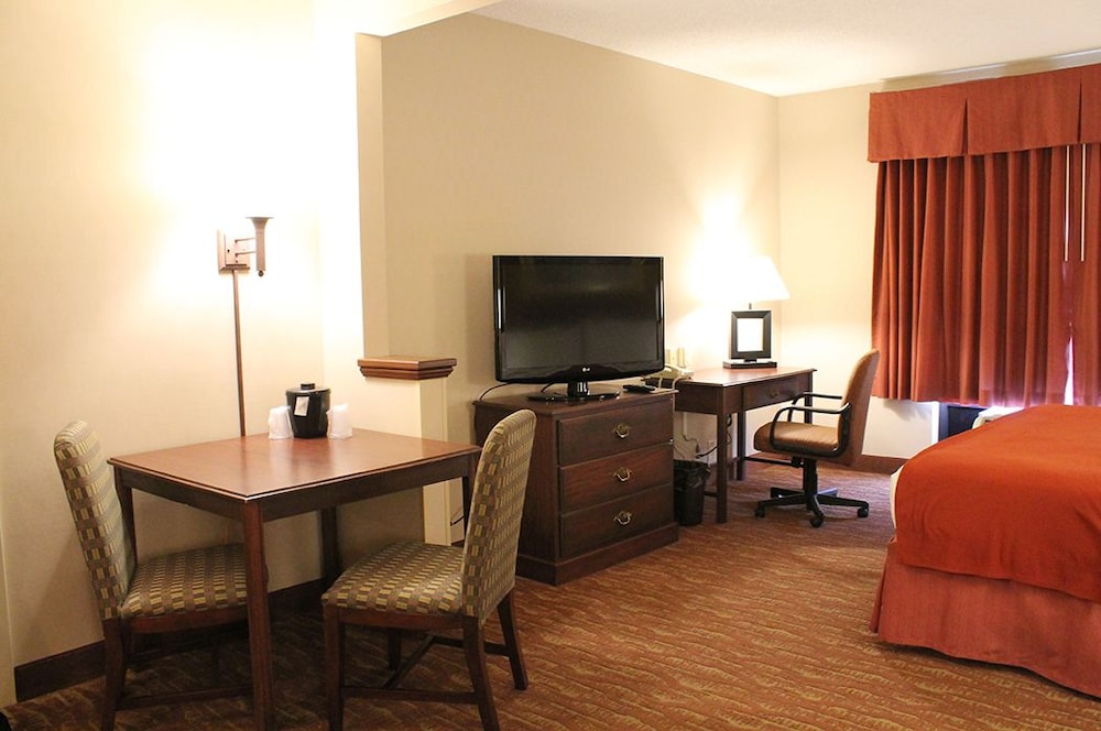 Auburn Place Hotel & Suites Paducah - photo 7