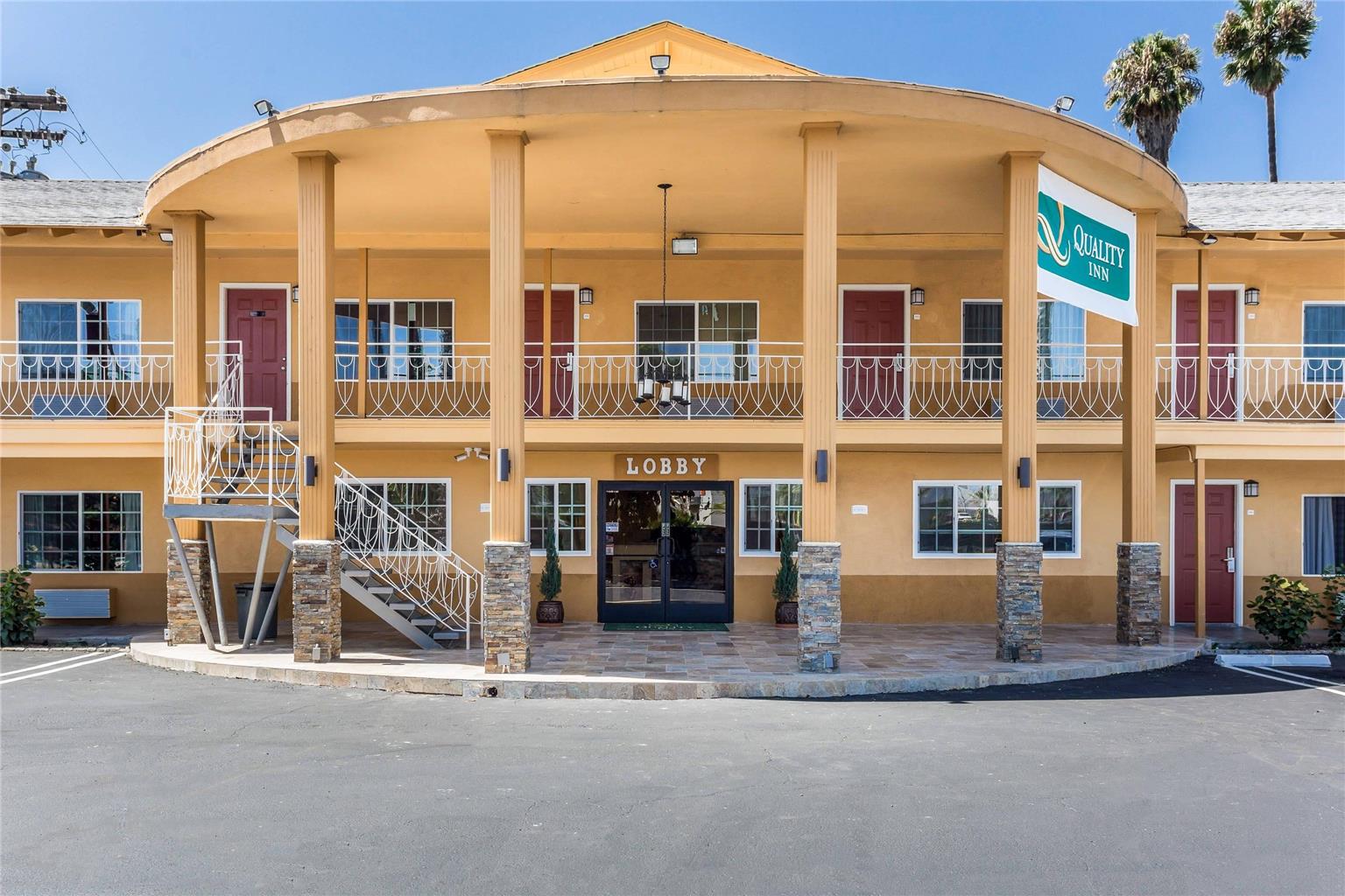 Quality Inn Escondido San Diego North County - photo 3