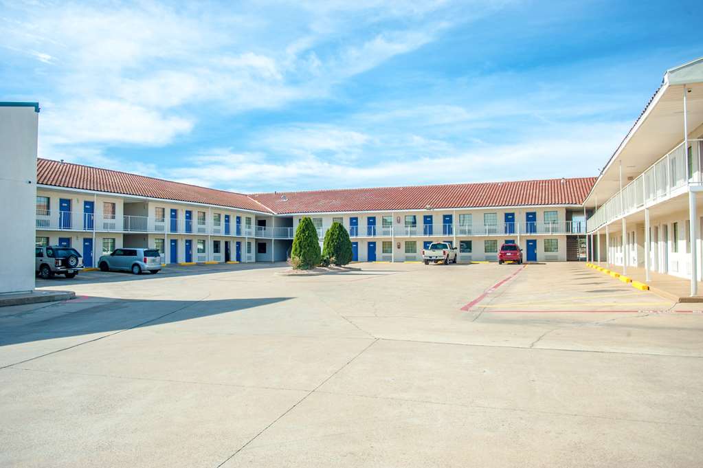 Motel 6 Corsicana TX - photo 3