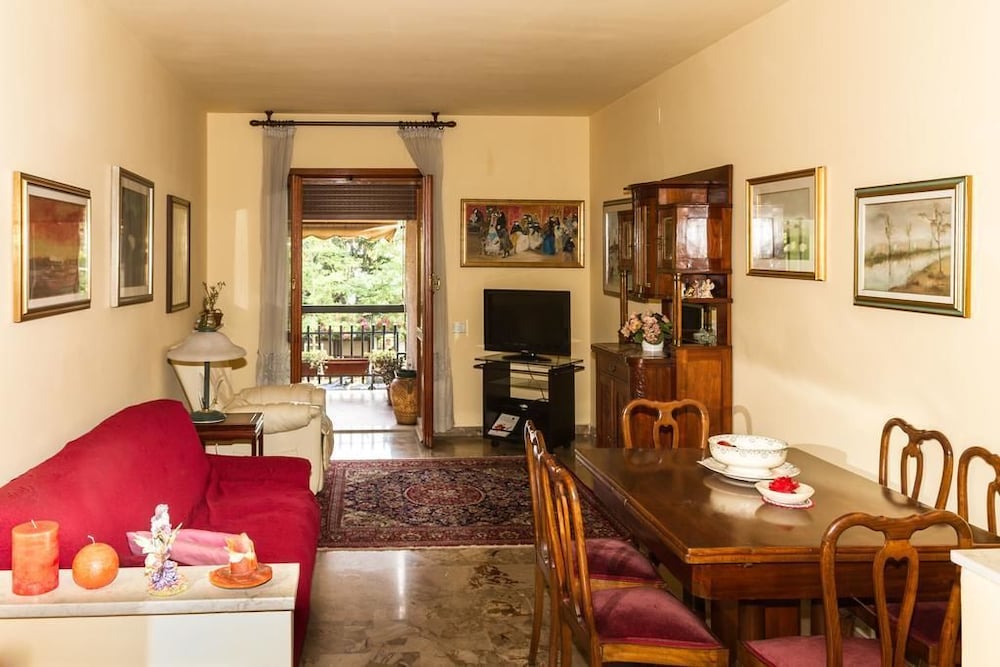 Train Station Flat - carbon neutral hotel in Mestre