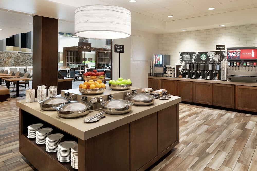Embassy Suites by Hilton Atlanta Alpharetta - photo 24
