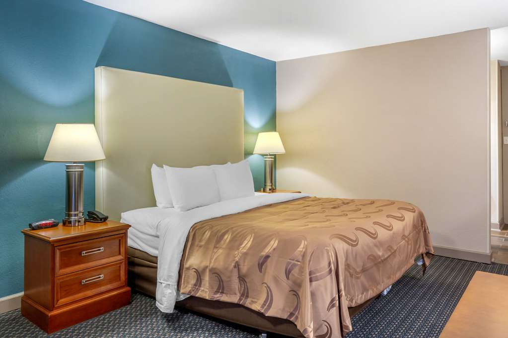 Quality Inn & Suites Apex Holly Springs - photo 13