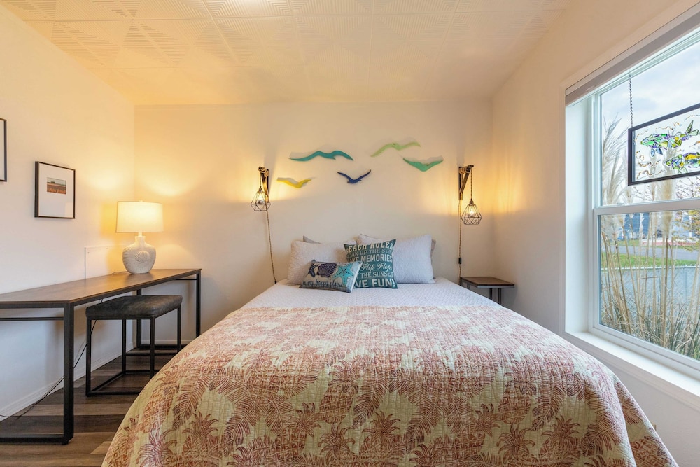 Sunny by the Sound by AvantStay Coastal Escape - photo 28