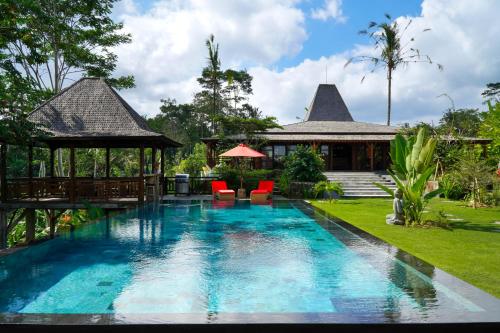 Villa Dolce Farniente — 4-Star Luxury Hotel in Bali, Indonesia