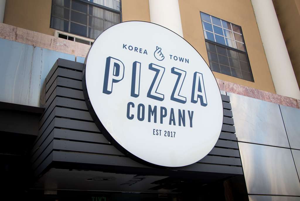 Ramada by Wyndham Los Angeles Koreatown West - photo 4