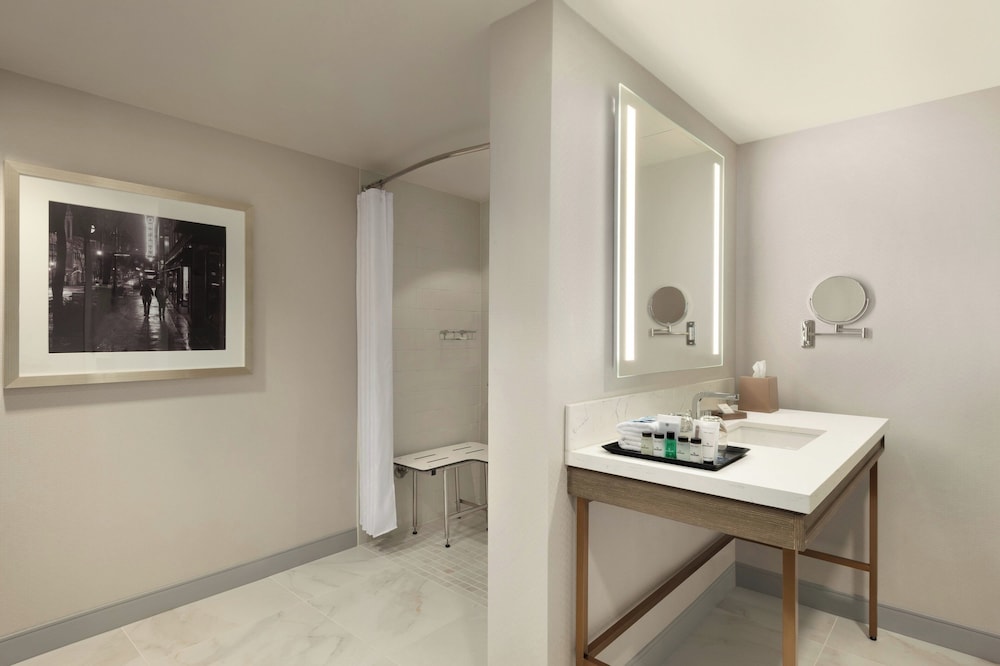 Madison Marriott South - photo 22