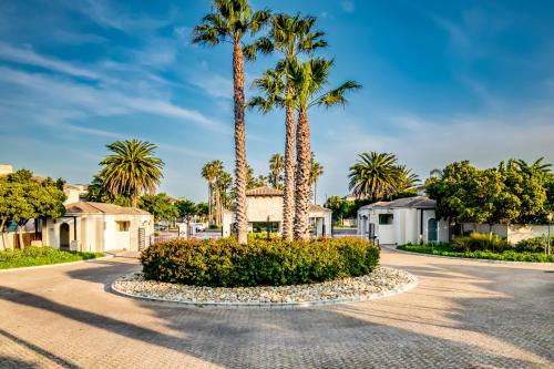Belina Bougain Villas Estate View — 4-Star Luxury Hotel in Cape Town, South Africa