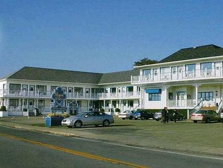 Hôtel Motel Manoir de Percé - carbon neutral hotel in Chandler