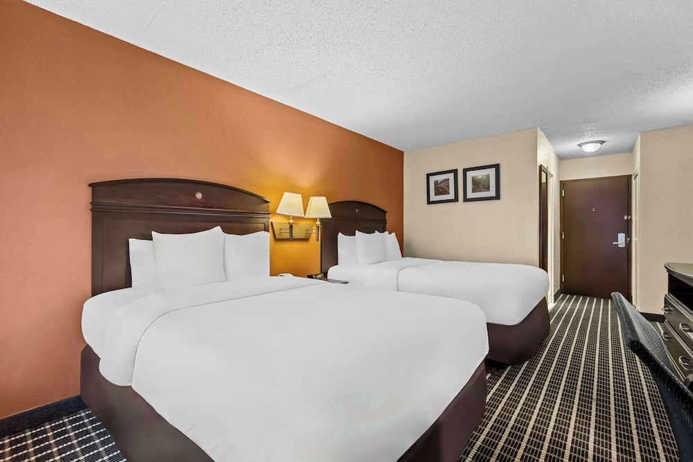 Comfort Inn & Suites Somerset New Brunswick - photo 15