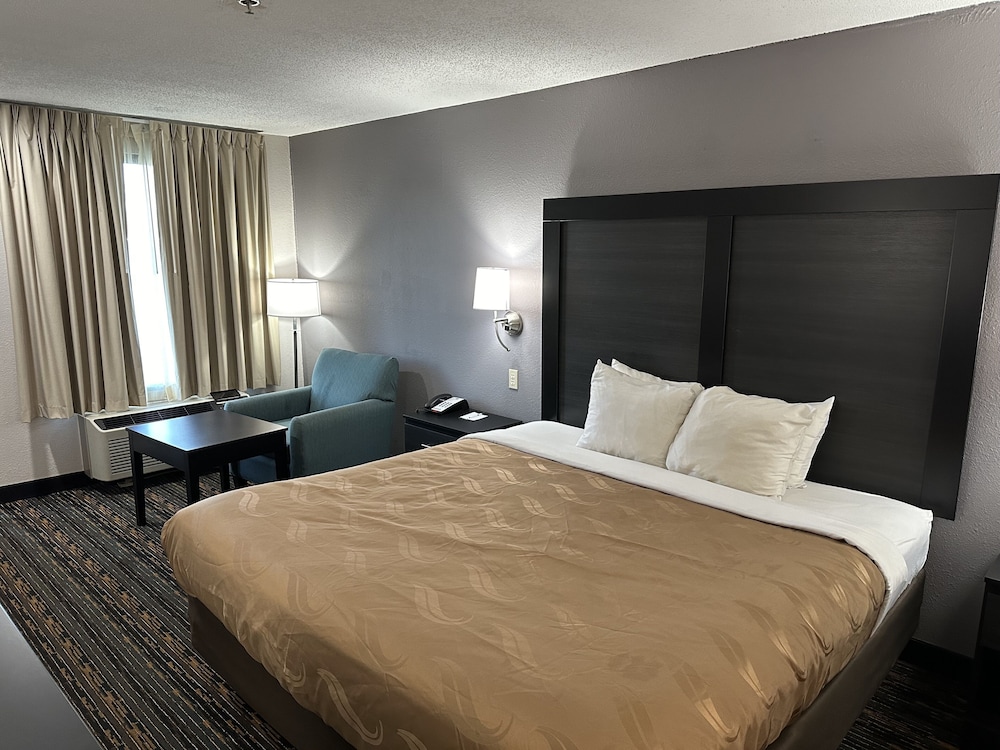 Quality Inn Ashland KY - photo 11