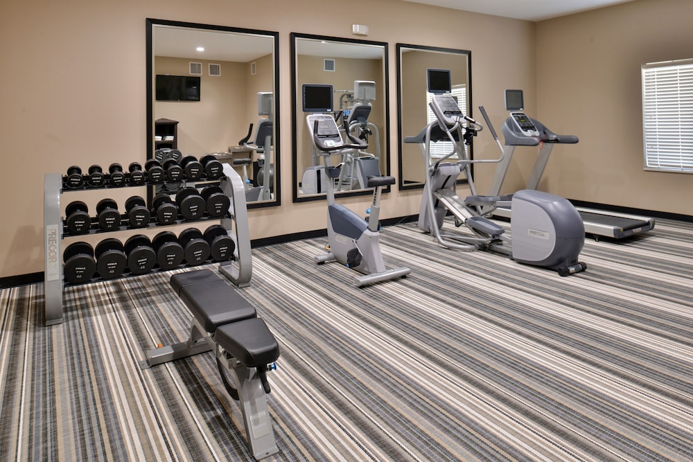 Candlewood Suites Kenedy by IHG - photo 21