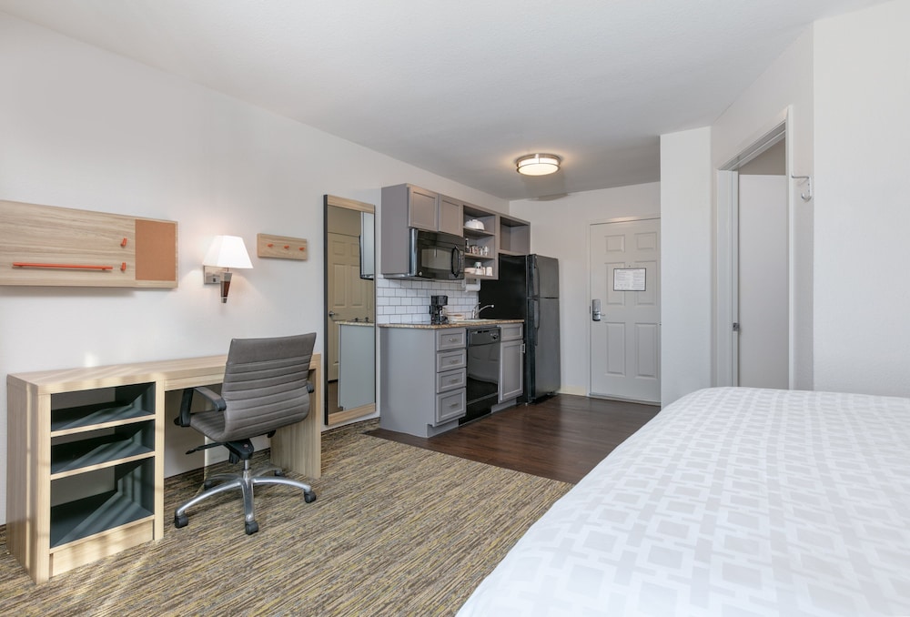 Candlewood Suites Fort Worth West by IHG - photo 16