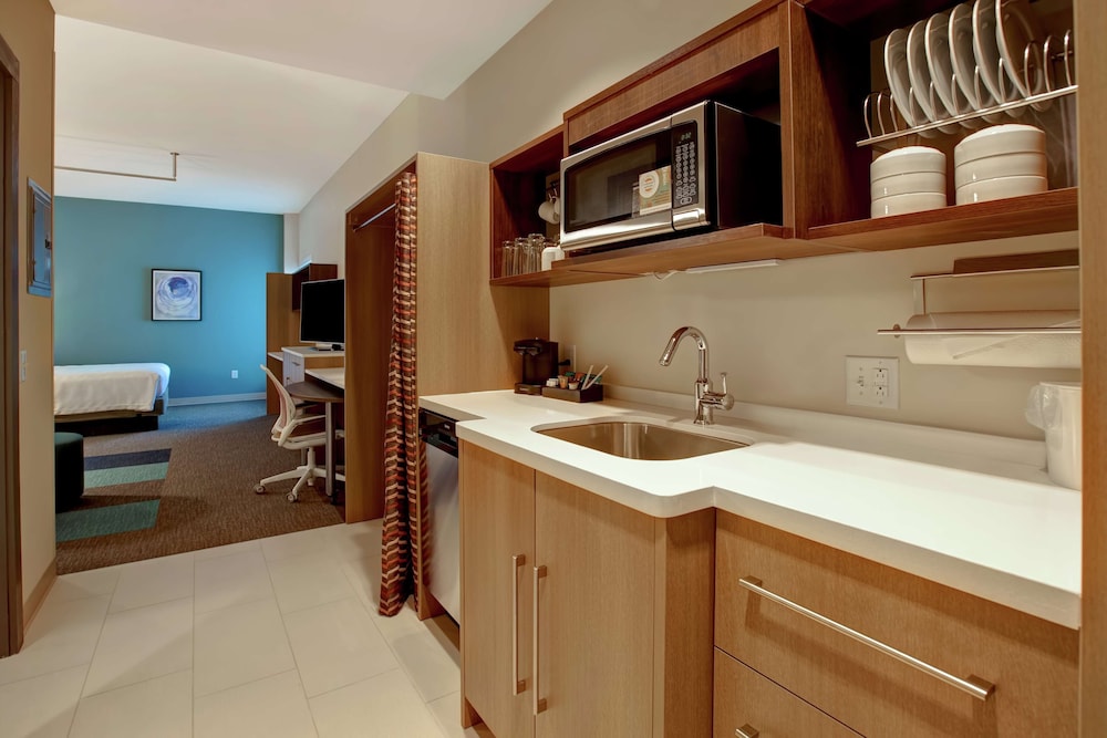 Home2 Suites by Hilton Charlotte Uptown NC - photo 20