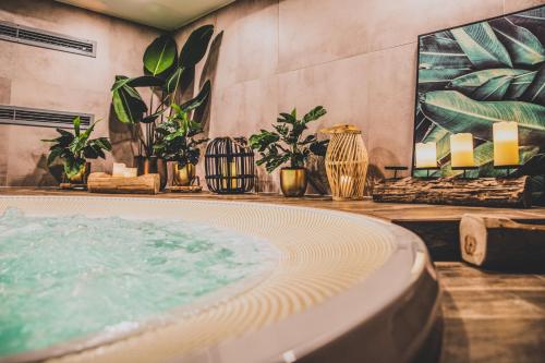 TatryTop Apartamenty Alpejski SPA — 4-Star Luxury Hotel in Koscielisko, Poland