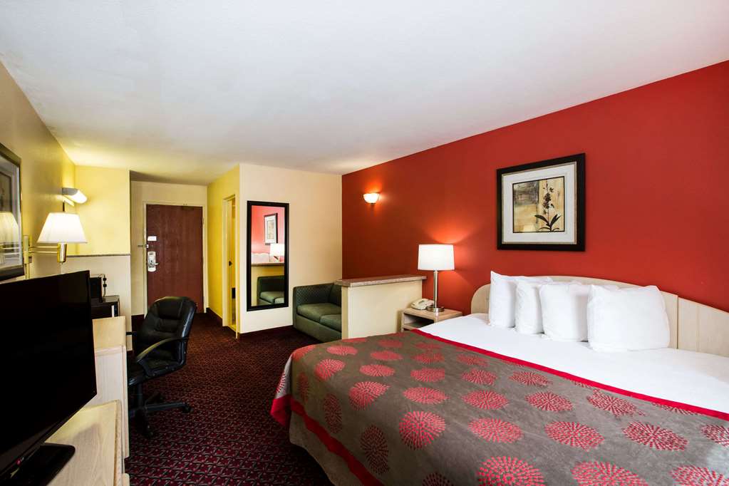 Ramada by Wyndham Sioux Falls - photo 16