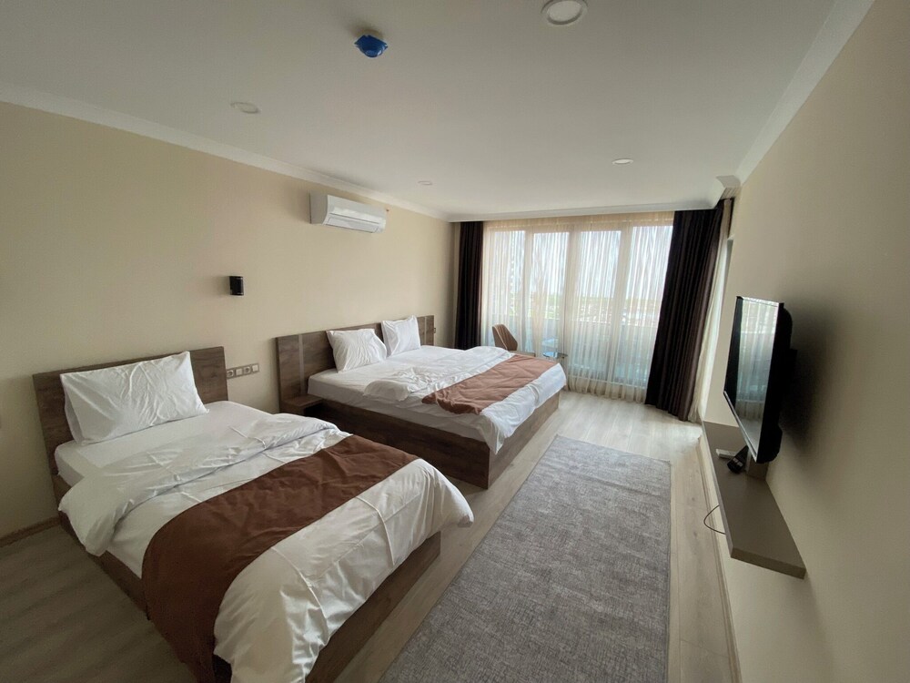 Rena Grand Residence & Suite — Yomra — photo 4