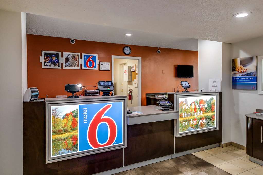 Motel 6 Greensboro NC Airport - photo 15