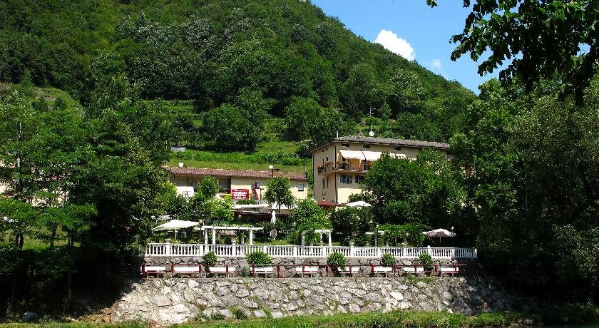 Da Gianni Hotel - last minute hotel in Zogno