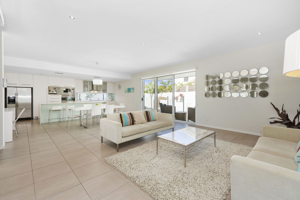 Kingscliff Beach Holiday House @ Salt Village — 4-Star Luxury Hotel in Kingscliff, Australia