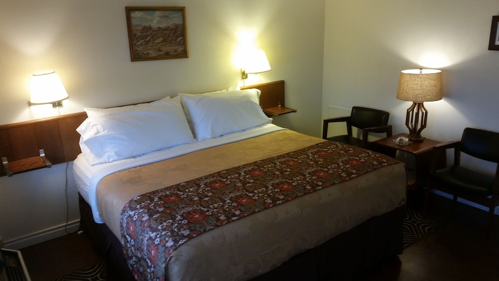Roadrunner Lodge - photo 17