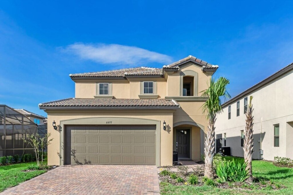 5 BED 5 Bath Resort Villa in Kissimmee, United States