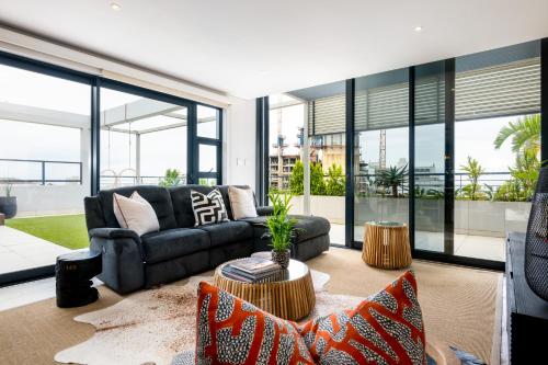 Luxurious Umhlanga Penthouse Beacon Rock 323 with Inverter — 4-Star Luxury Hotel in Durban, South Africa