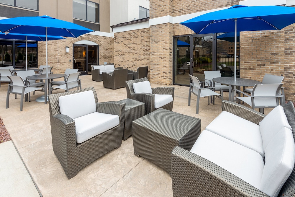 Holiday Inn Express & Suites Wadsworth by IHG - photo 20