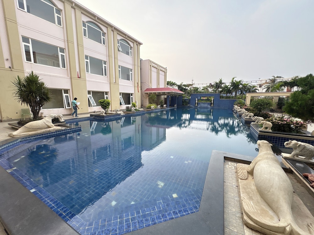 Hotel Golden Palace — hotel in Puri