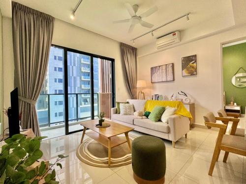 2R2B Chan Sow Lin Trion 2 6 pax — 4-Star Luxury Hotel in Kuala Lumpur, Malaysia