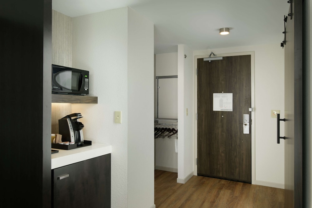 Hilton Garden Inn Memphis Downtown Beale Street - photo 19