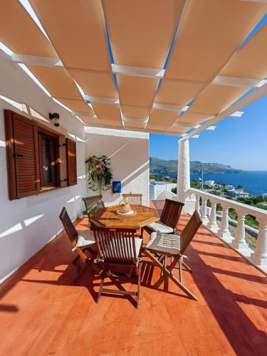 Manos’ Edem in Agia Marina, Greece